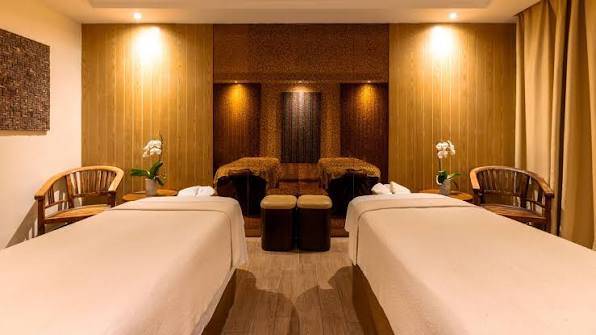 Couples massage room